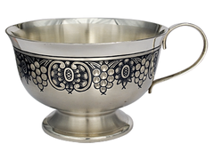 Серебряная чашка «Ягодки»